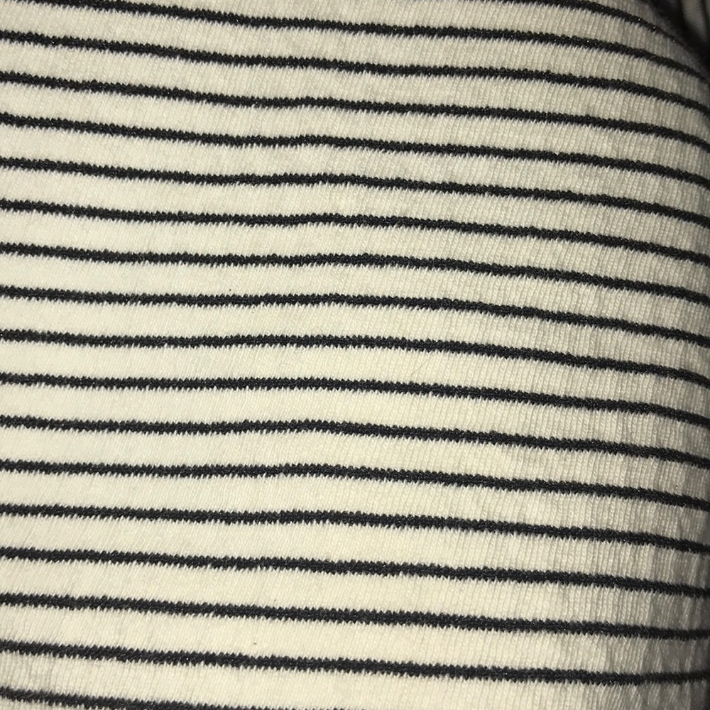 Striped bell sleeve dress - Picture 3 of 3